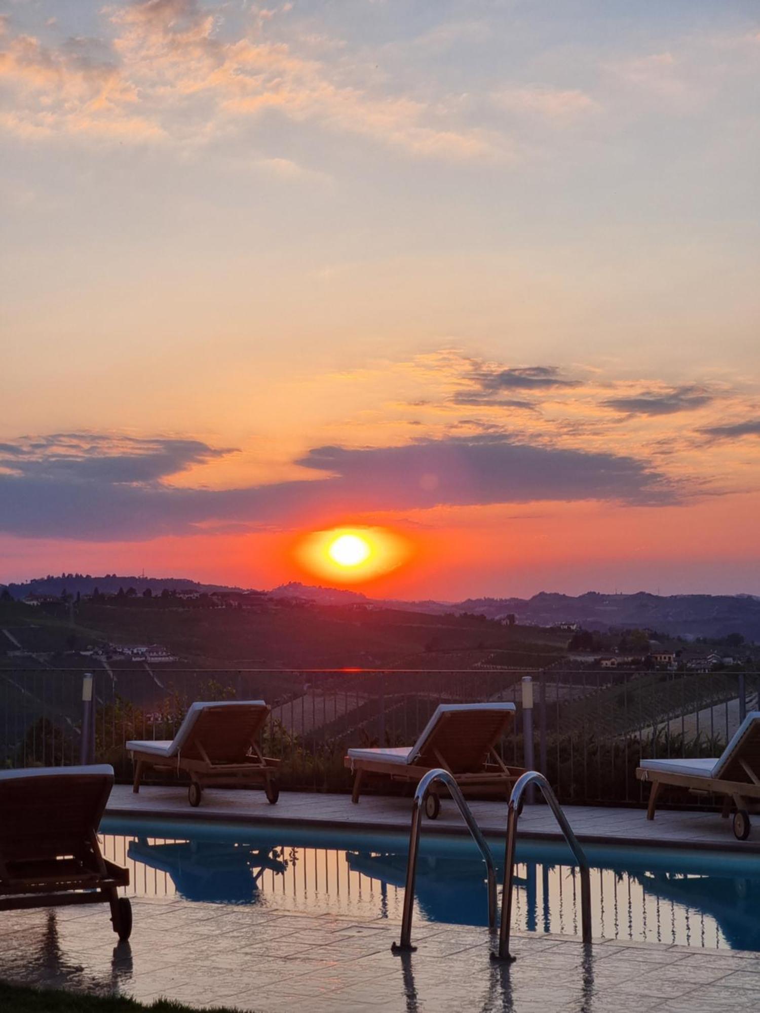 Hotel Lauri Neive
